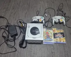 Nintendo GameCube シルバ 本体+ソフト2本 動作確認済【箱無】
