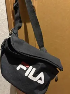 FILA ボディバッグ 黒