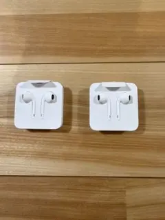 こ*ぴ様 Apple EarPods 2セット Lightningコネクタ付き
