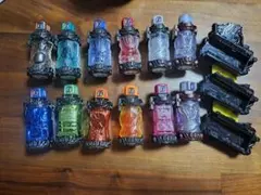 ✨仮面ライダービルド　DXフルボトルホルダー フルボトルセット✨