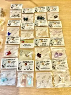 Swarovski クリスタルビーズ・商材21点セット売り