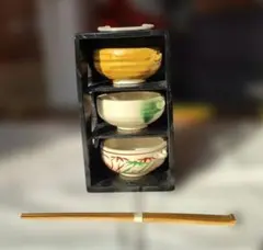 【新品未使用】塗り箱三段重茶道具セット 茶碗3個と収納ケース