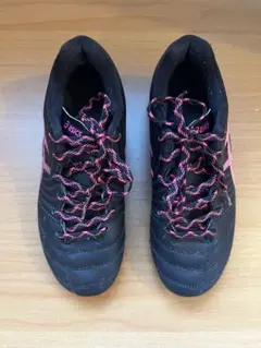 アシックス DS LIGHT サッカースパイクブラック/ピンク