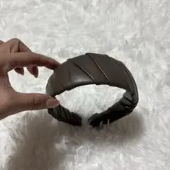 CA4LAレザーツイストデザインカチューシャ！