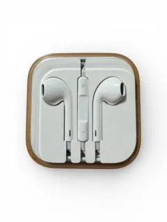 Apple イヤホン EarPods 3.5 mmヘッドフォンプラグ 新品未使用