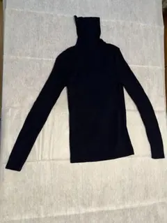 ユニクロ エクストラファイン メリノリブタートルネックセーター