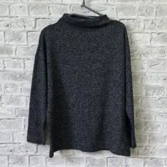UNIQLO メンズ　タートルネックニット　春秋　薄手　美品