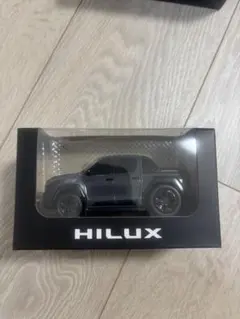 トヨタ ハイラックス　新型　 プルバックカー ミニカー