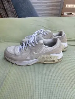 NIKE エアマックス エクシー 25cm ベージュ CD5432