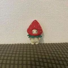 シルバニア　ハンドメイド　赤ちゃん　いちご　被り物　服