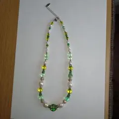 ガラス製ビーズ、淡水パールキラキラボールのコスチュームジュエリーネックレス