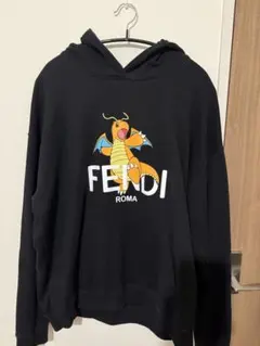 3074【ズッカ総柄＆刺繍センターロゴ・美品】イタリア製 フェンディ パーカー 3074【ズッカ総柄＆刺繍センターロゴ・美品】イタリア製 フェンディ