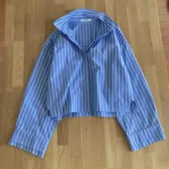 SNIDEL スナイデル クロップドデザインシャツ ストライプ　ブルーのサムネイル