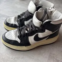 Nike ハイカットスニーカー 黒/白　27.5