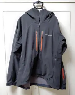 mont-bell　黒　パウダーシェッドパーカー