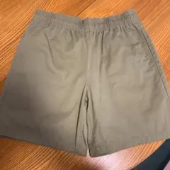 GU ハーフパンツ　ショートパンツ　グリーン