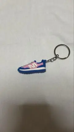 スニーカーキーホルダー