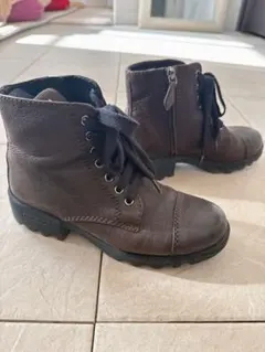 miumiu ブラウンレザー ハイカットブーツ ジッパー付き