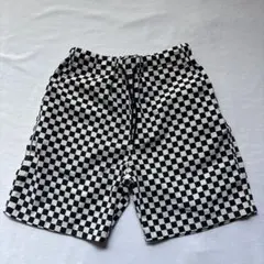 130サイズ　一松模様　半ズボン　白黒チェック柄