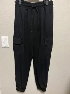 カーゴパンツ　ブラック