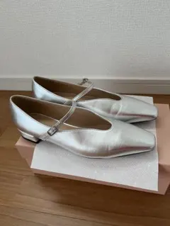 ファビオルスコーニ トゥモローランド シルバー 靴