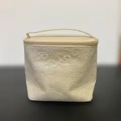 ポーチのサムネイル