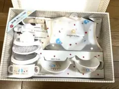 値下げしました。ベビー離乳食　食器セット ベビーエプロン付
