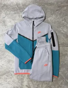 【激レア海外限定】NIKE ナイキ　テックフリース　上下セットアップXS