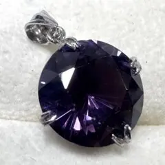 819-55 ネックレス　アクセサリー　ペンダントトップ