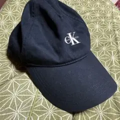 CALVIN KLEIN JEANS ブラックキャップ