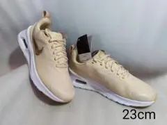 ナイキ　エア マックス ニュアクシス◆23cm◆カジュアル・ウォーキング