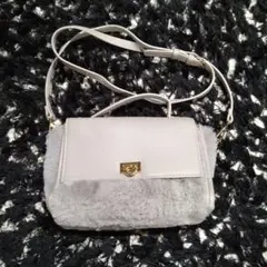 ライトグレー 合成皮革 ファー ショルダーバッグ