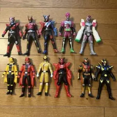 Item thumbnail for item e5a19388-d5aa-47a7-90b4-e38dae37c69b