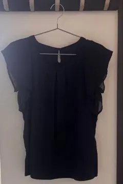 UNITED ARROWS LTD. 半袖 フリルブラウス　ネイビーのサムネイル