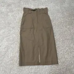 ベージュ タイトスカート スリット入り babyloneのサムネイル