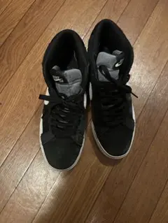 NIKESBブレーザーミッド