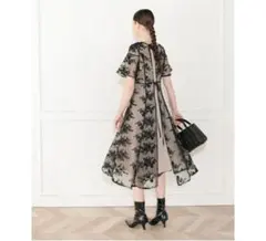 d【美品】レジャ 花柄 後ろリボン ワンピース ドレス 結婚式 パーティー