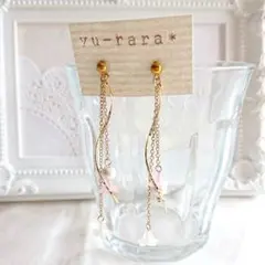 お花とコットンパールのウェーブスティックピアスNo.360