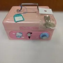 キティーちゃん金庫 - メルカリ