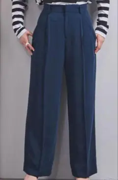 ユナイテッドアローズ　タックワイドパンツ