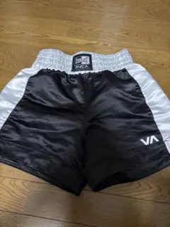 EVERLAST x RVCA キックパンツのサムネイル