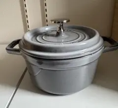 Staub La Cocotte 両手鍋 16cm グレー - メルカリ