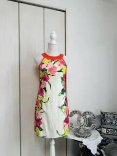 TED BAKER ノースリーブ 花柄刺繍 ホワイト - メルカリ