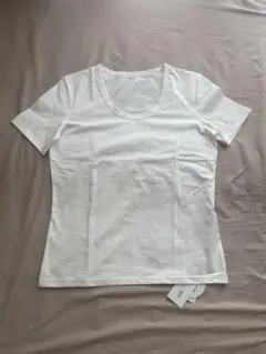 ur's ホワイト 半袖Tシャツ　接触冷感のサムネイル