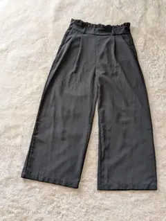 フリル ワイドパンツ