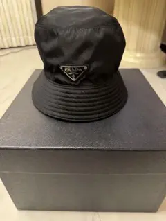 いちご様用プラダ PRADA　バケットハット 1HC137 Lサイズ ほぼ新品 いちご様用プラダ PRADA バケットハット 1HC137 Lサイズ ほぼ新品