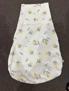 美品　コニー　スワドル　スワドルポーチ　新生児　モロー反射　出産準備