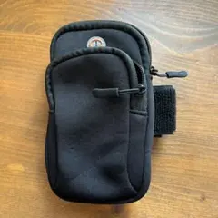 スマホアームポーチ