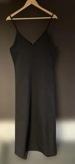 GU ブラック キャミワンピース ロング丈