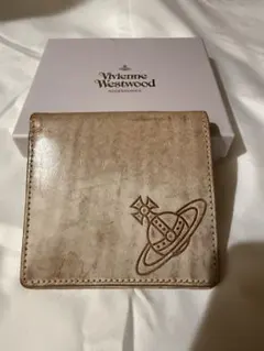 【お値下げ⭕️】Vivienne Westwood 2つ折り財布のサムネイル